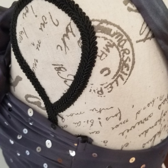 Sequin knee length Prom dress - Picture 5 of 6